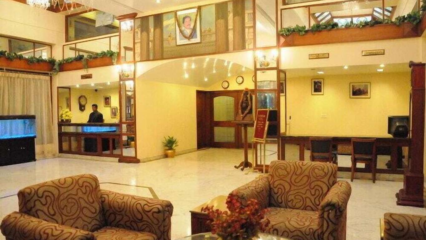 Sovereign Hotel