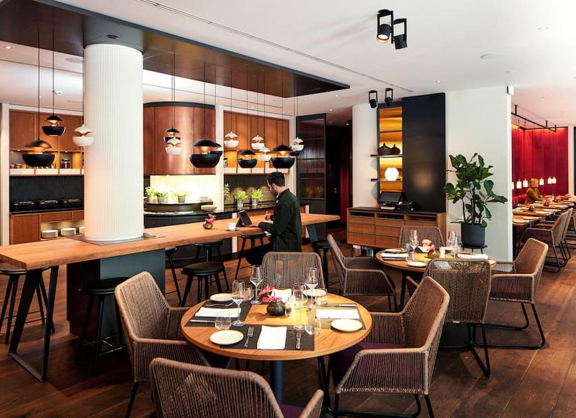 Restaurant Photo
