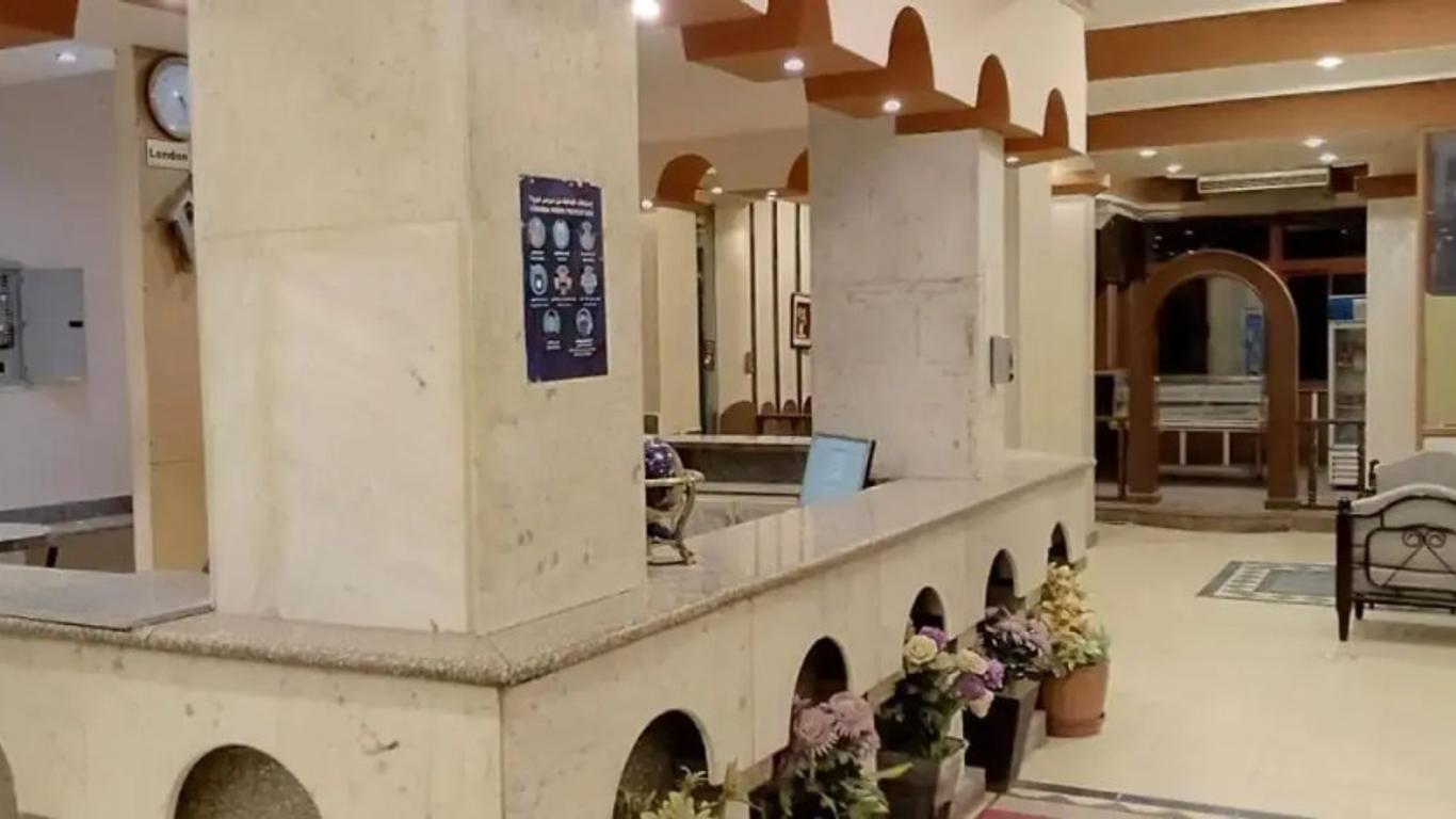 Eiffel Hotel Hurghada