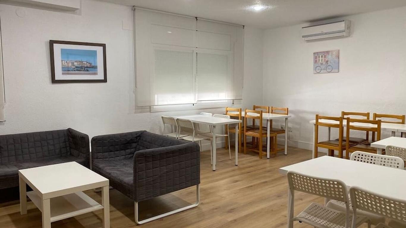 Hostal Tahiti Rs