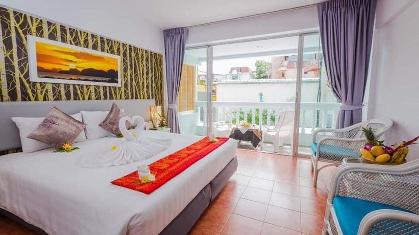 On Hotel Phuket