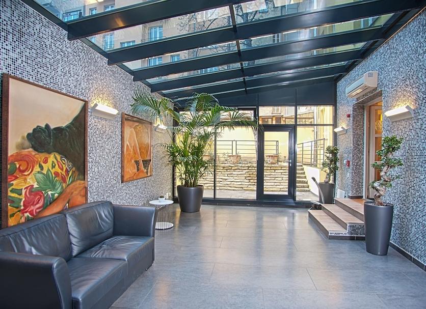 Lobby Photo