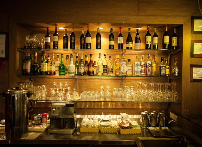 Bar Photo