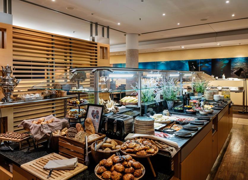 Buffet Photo