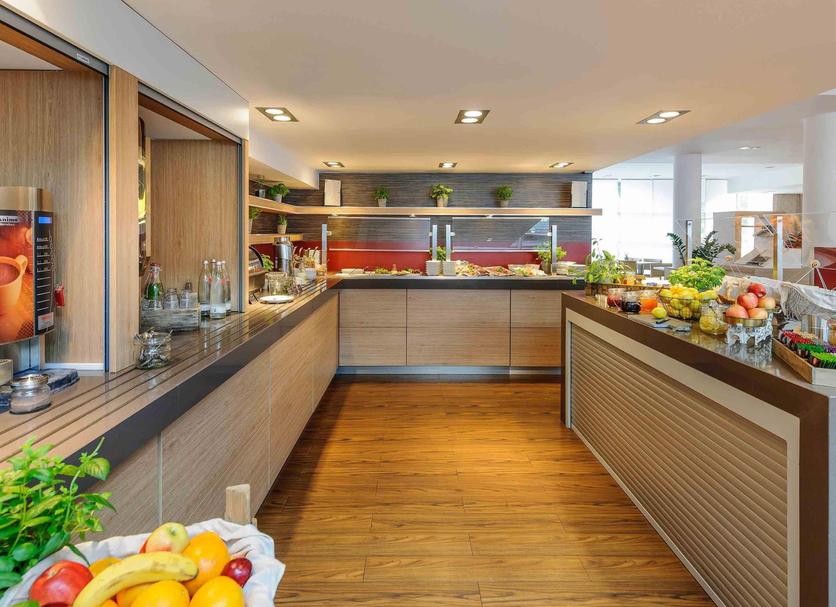 Buffet Photo