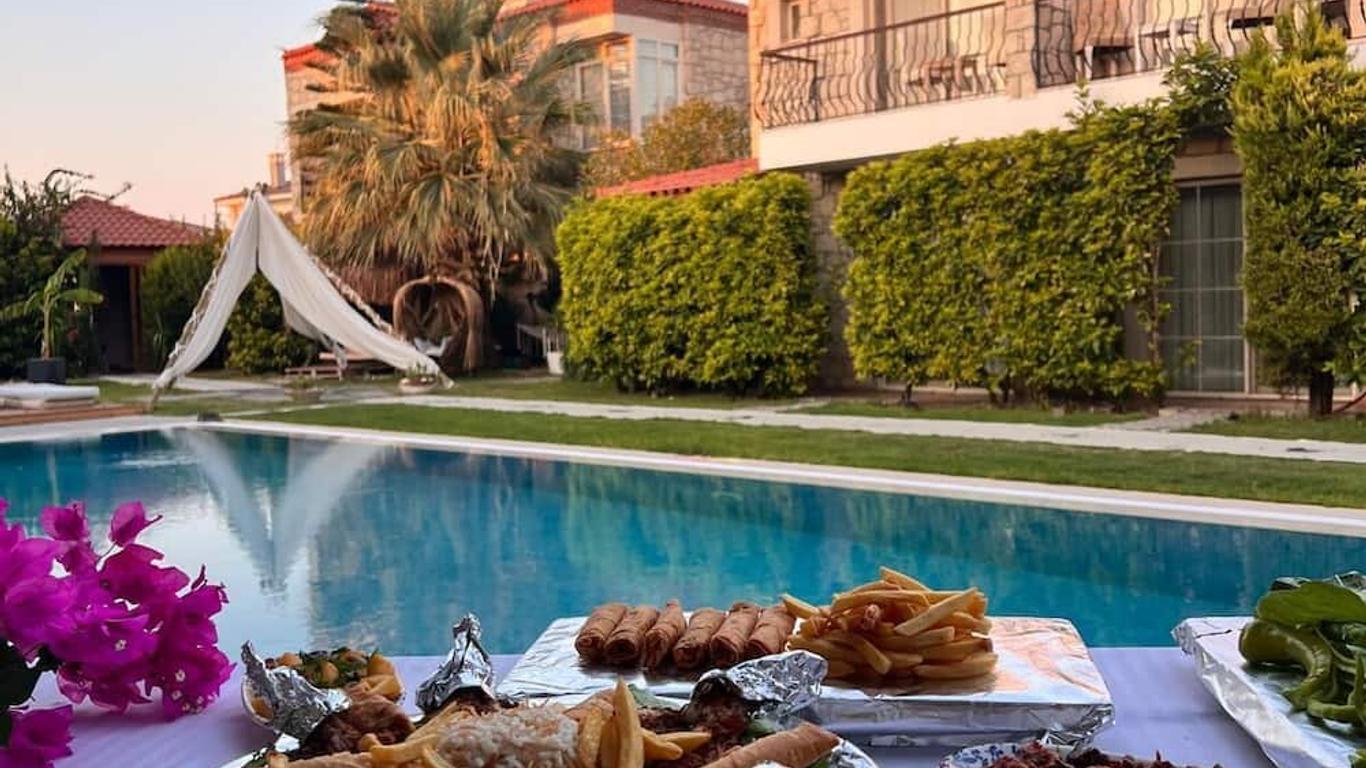 Kemerlihan Deluxe Hotel