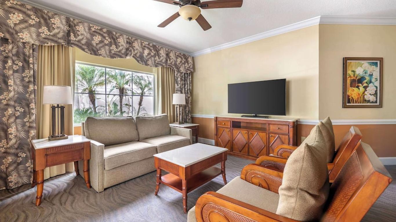 Cypress Pointe Resort
