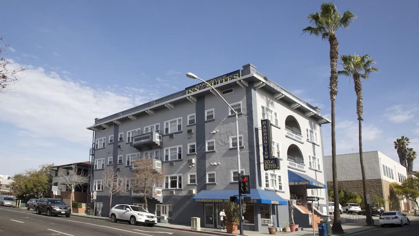 Harborview Inn & Suites