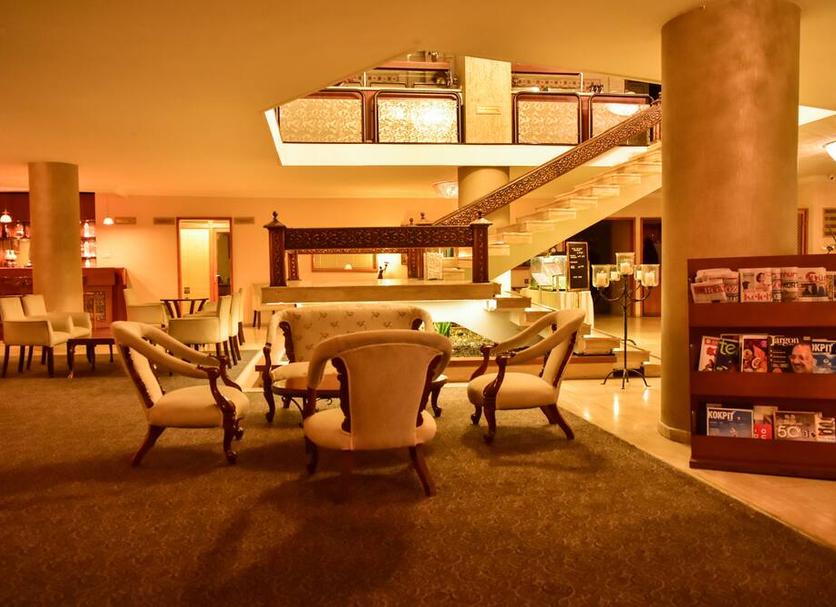 Lounge Photo