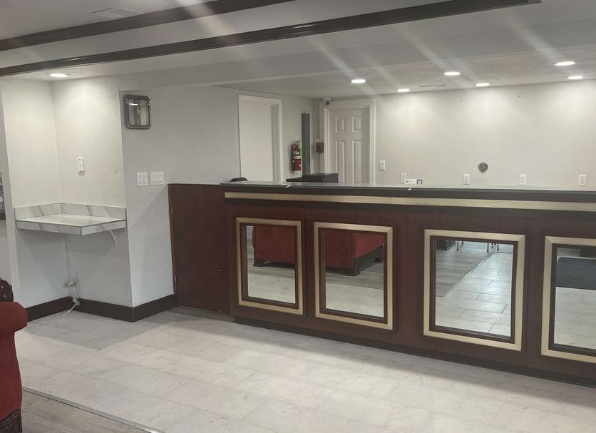 Front desk Photo