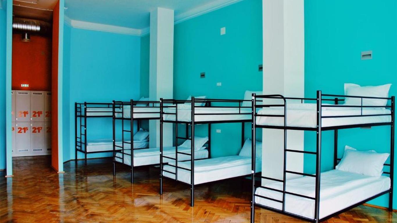 B13 Hostel