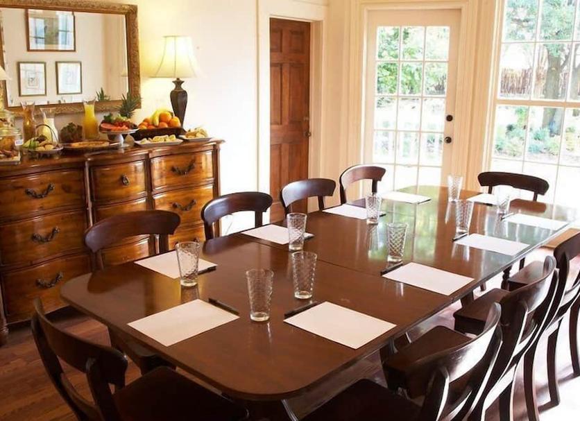 Dining room Photo