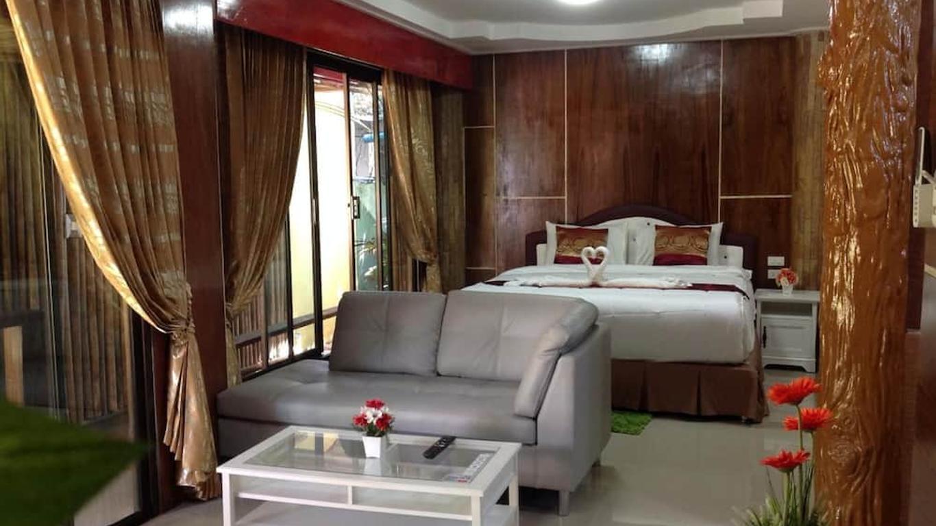 Ruan Mai Naiyang Beach Resort