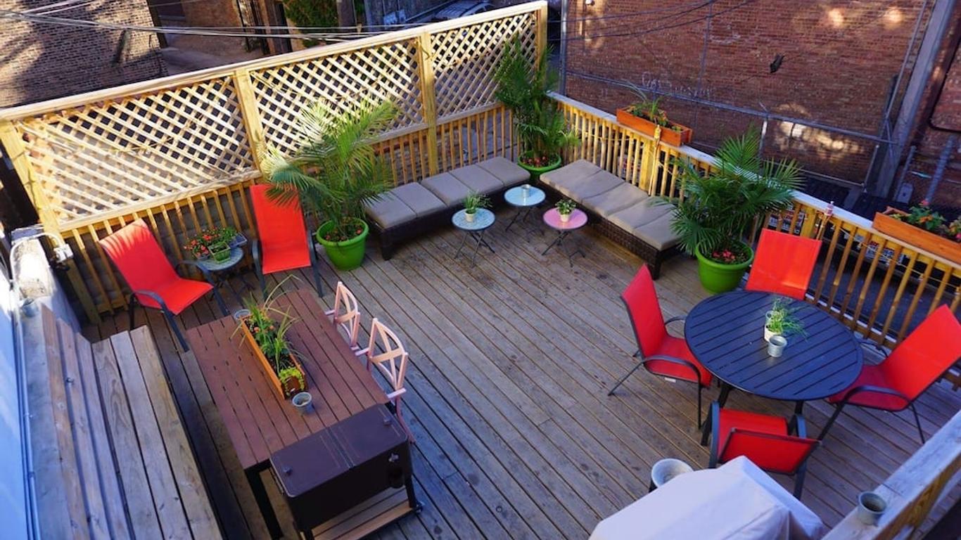 Wrigley Hostel - Chicago