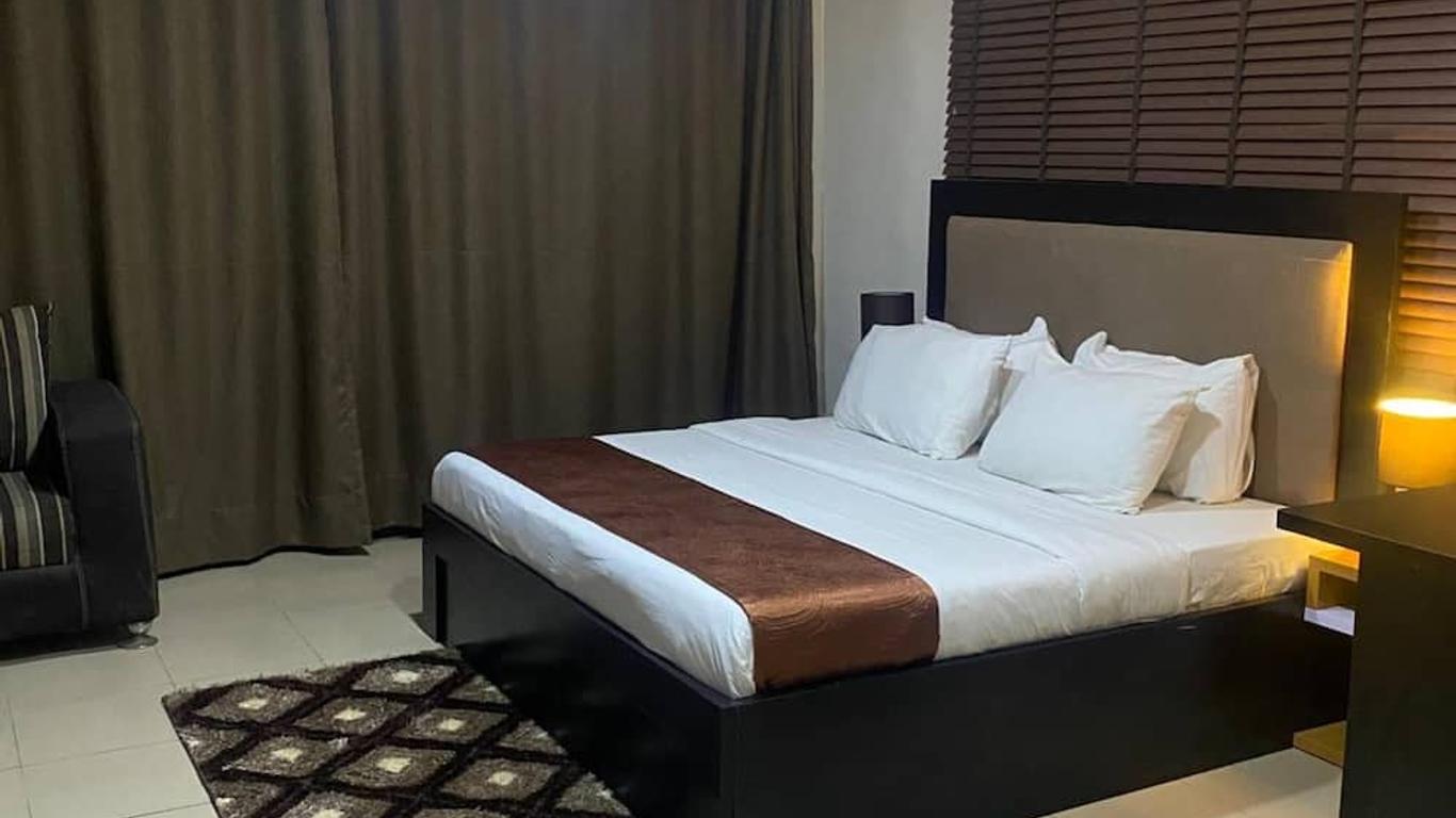 Posh Hotel and Suites Ikeja