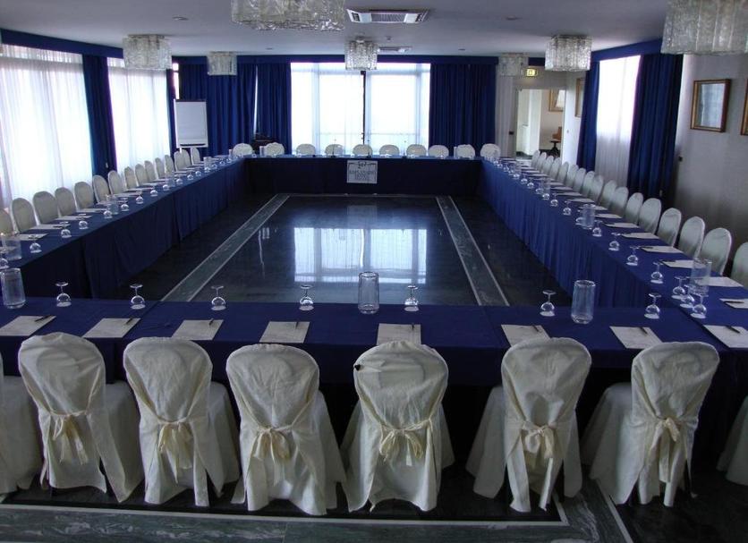 Conference room Photo
