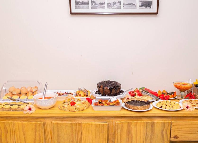 Buffet Photo