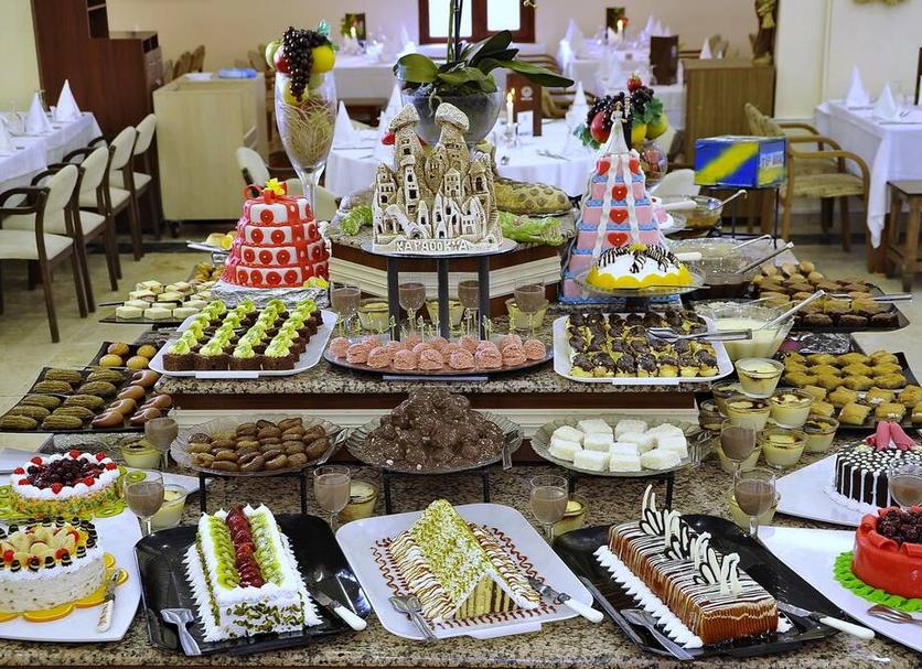 Buffet Photo