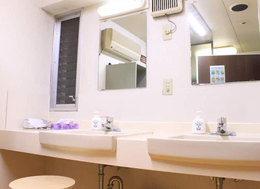 Bathroom Photo