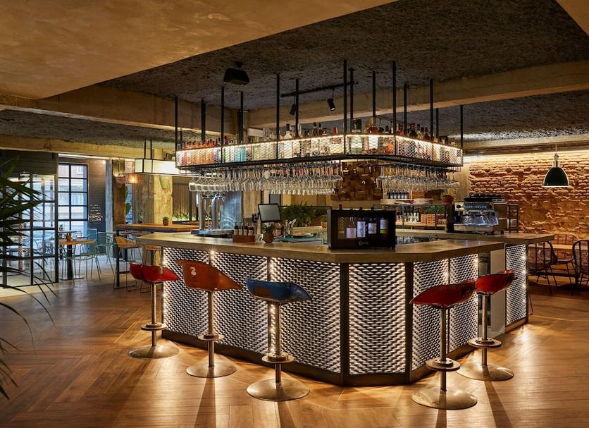 Bar Photo