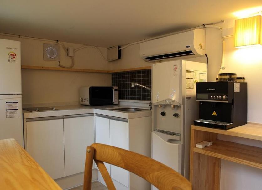 Kitchen Photo