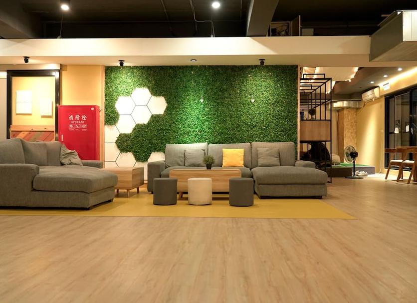 Lounge Photo