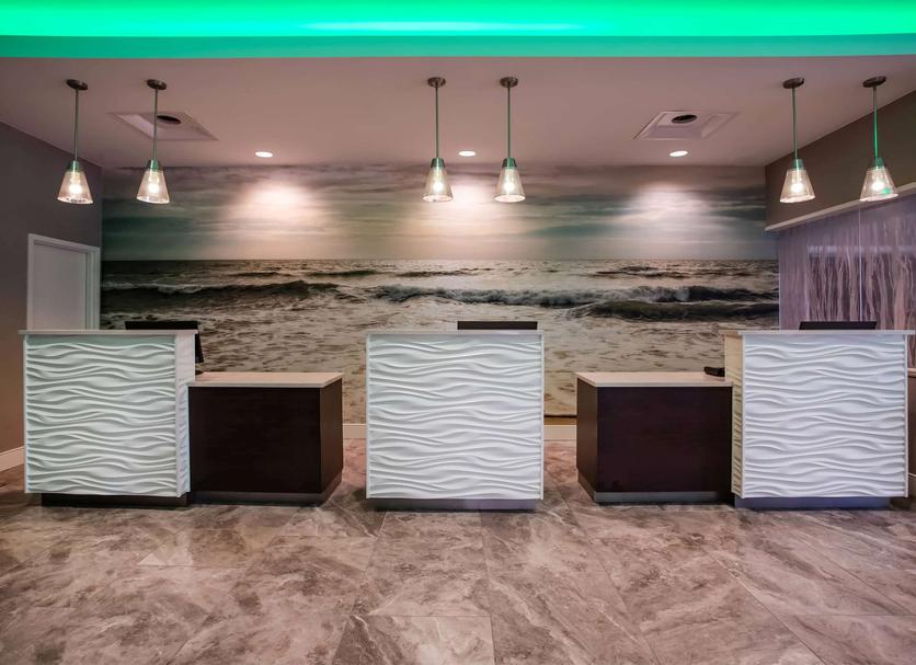 Front desk Photo