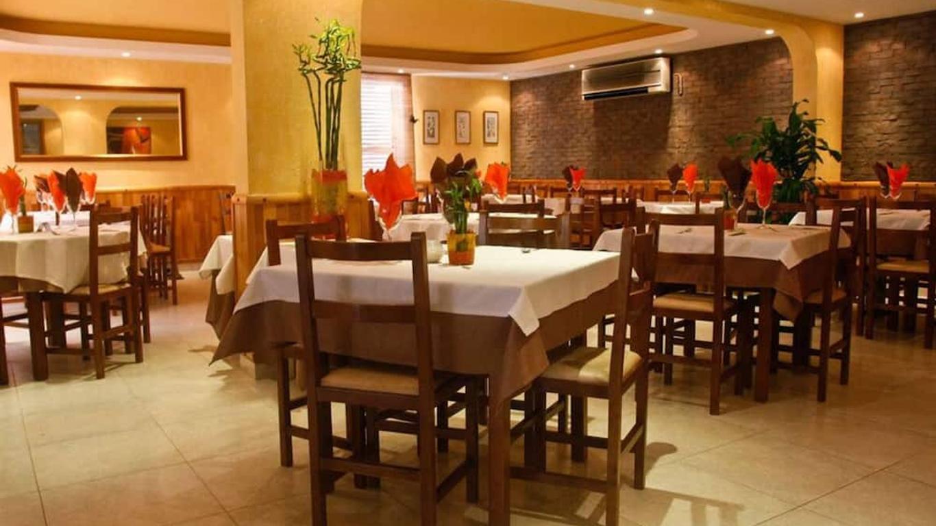 Casa Luis Apartments