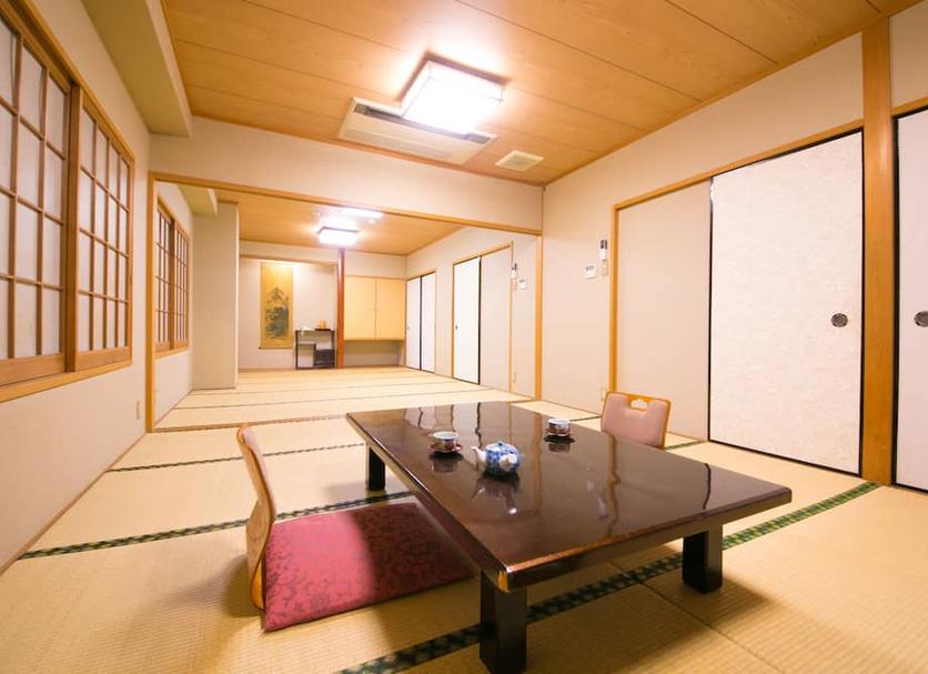 Dining room Photo