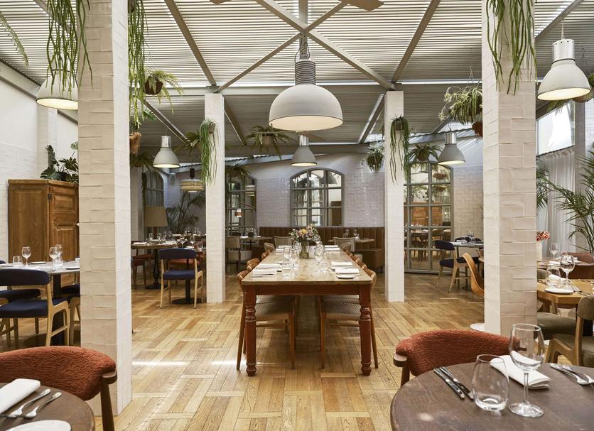 Restaurant Photo