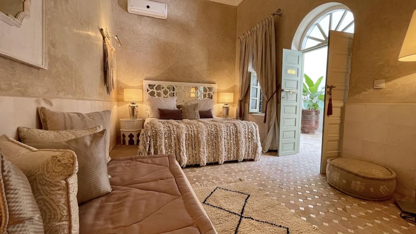Riad Jona