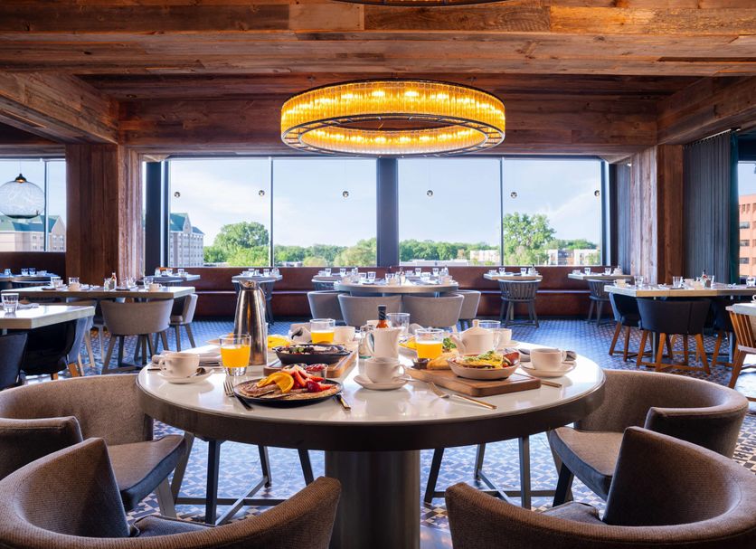 Restaurant Photo