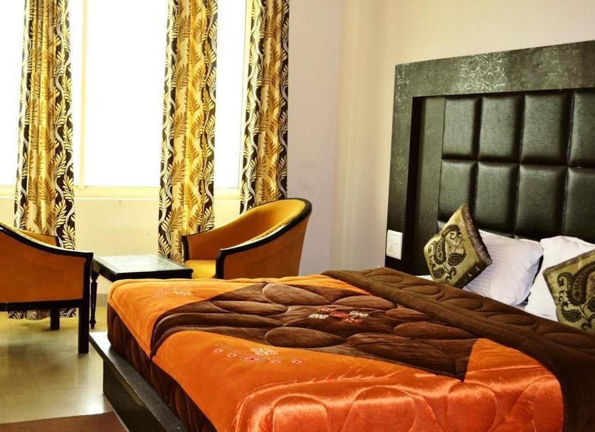 Bedroom Photo
