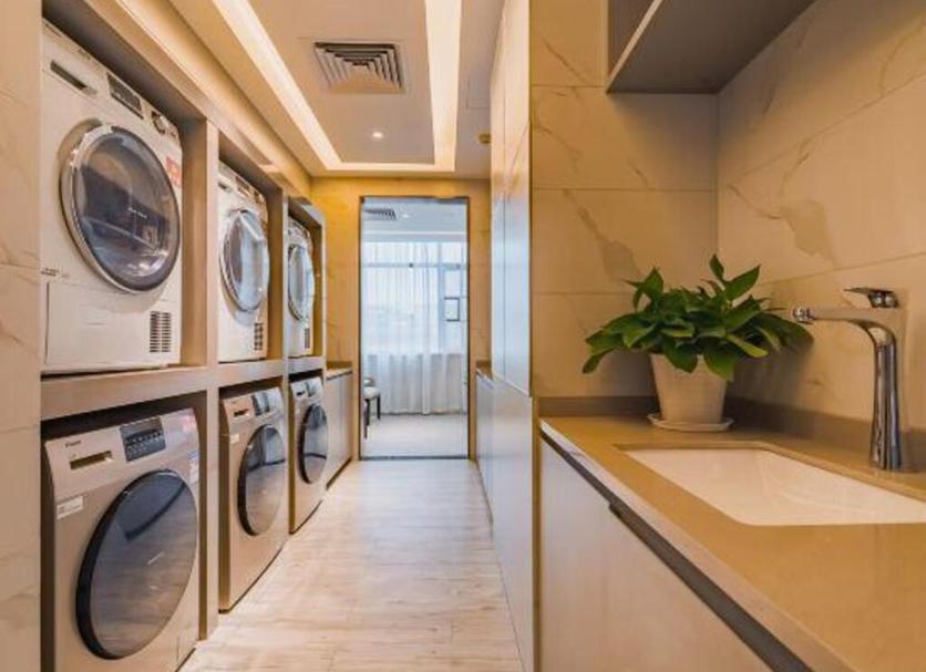 Laundry facility Photo