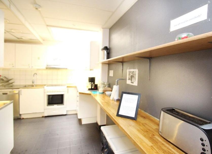 Kitchen Photo