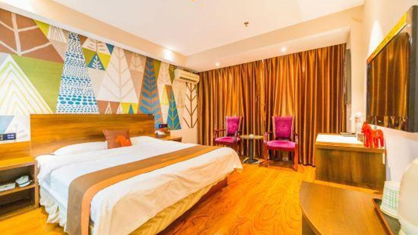 Yiyi Chain Hotel (Hohhot Moore City Branch)