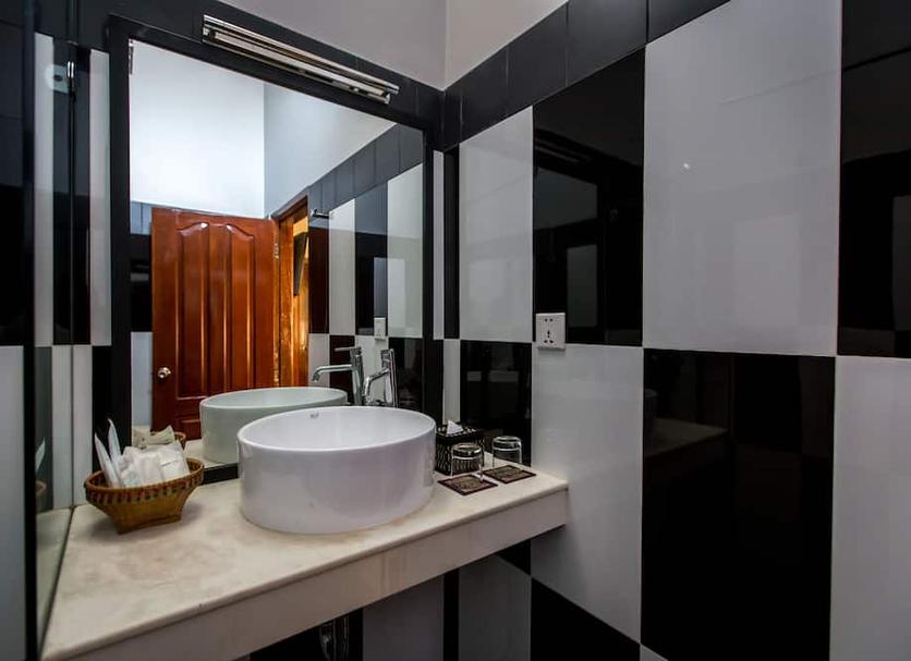 Bathroom Photo
