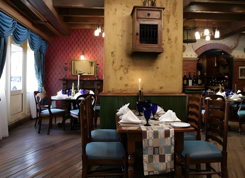 Restaurant Photo