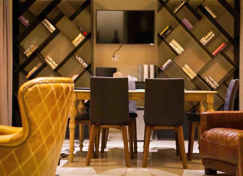 Dining room Photo