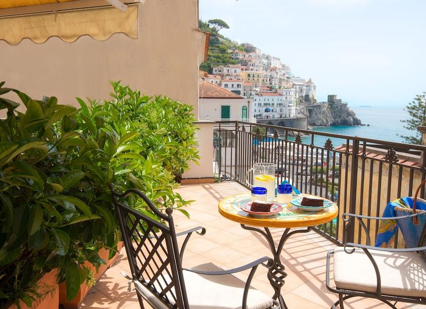 Balcony Photo
