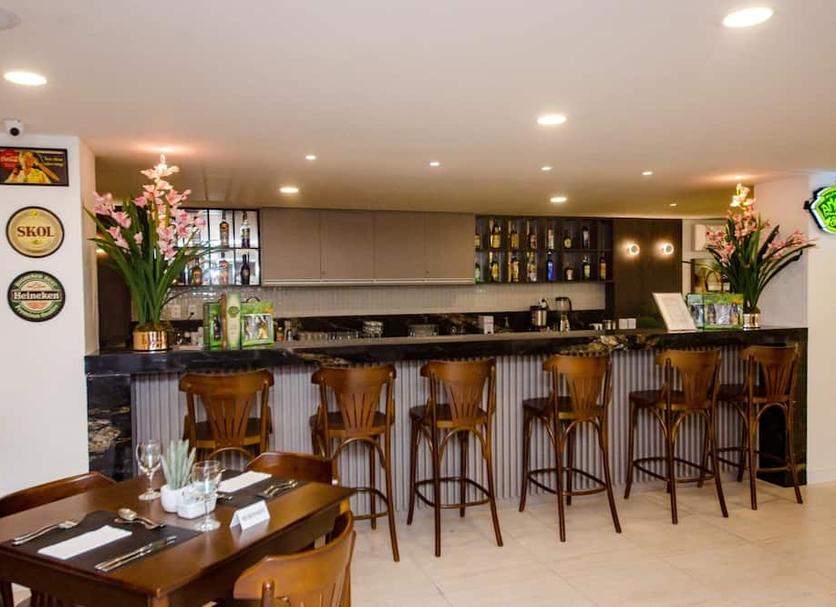 Bar Photo