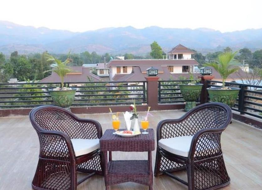 Balcony Photo
