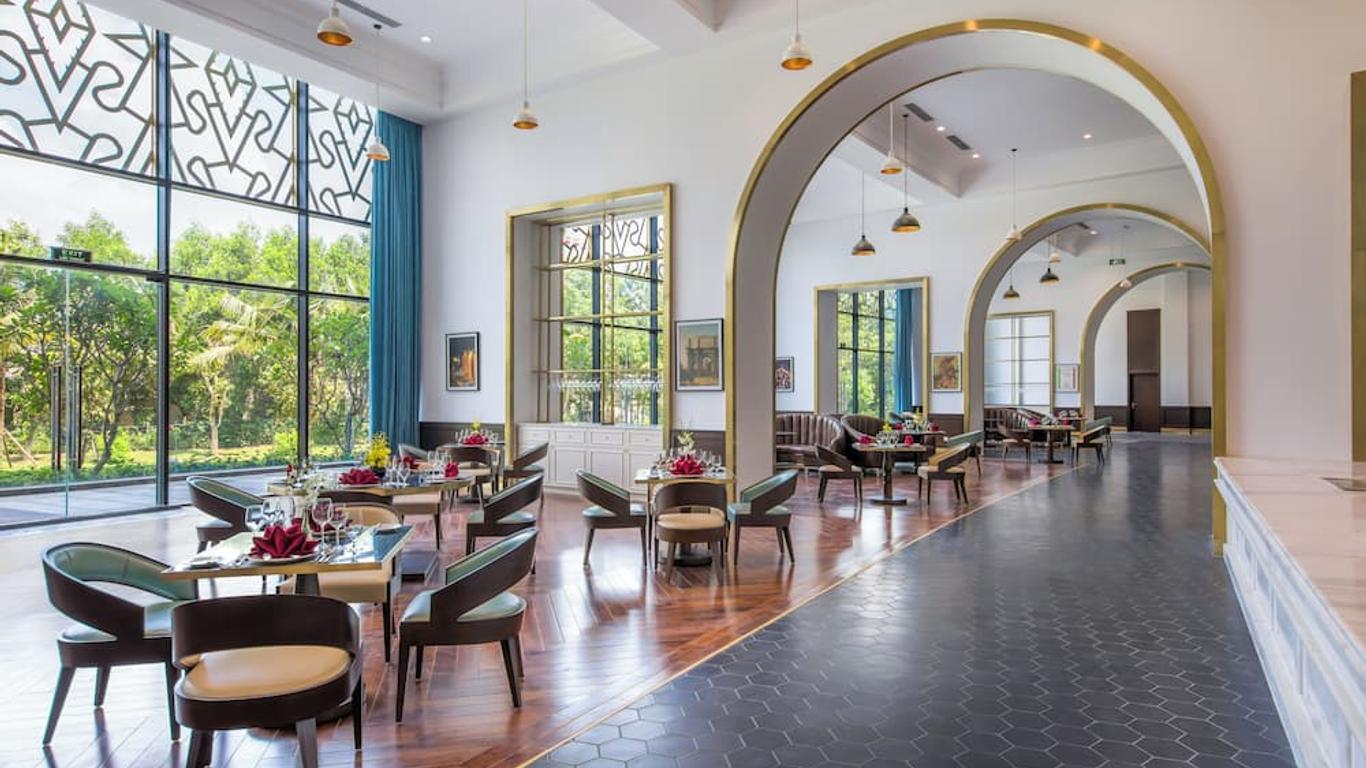 Wyndham Grand Phu Quoc