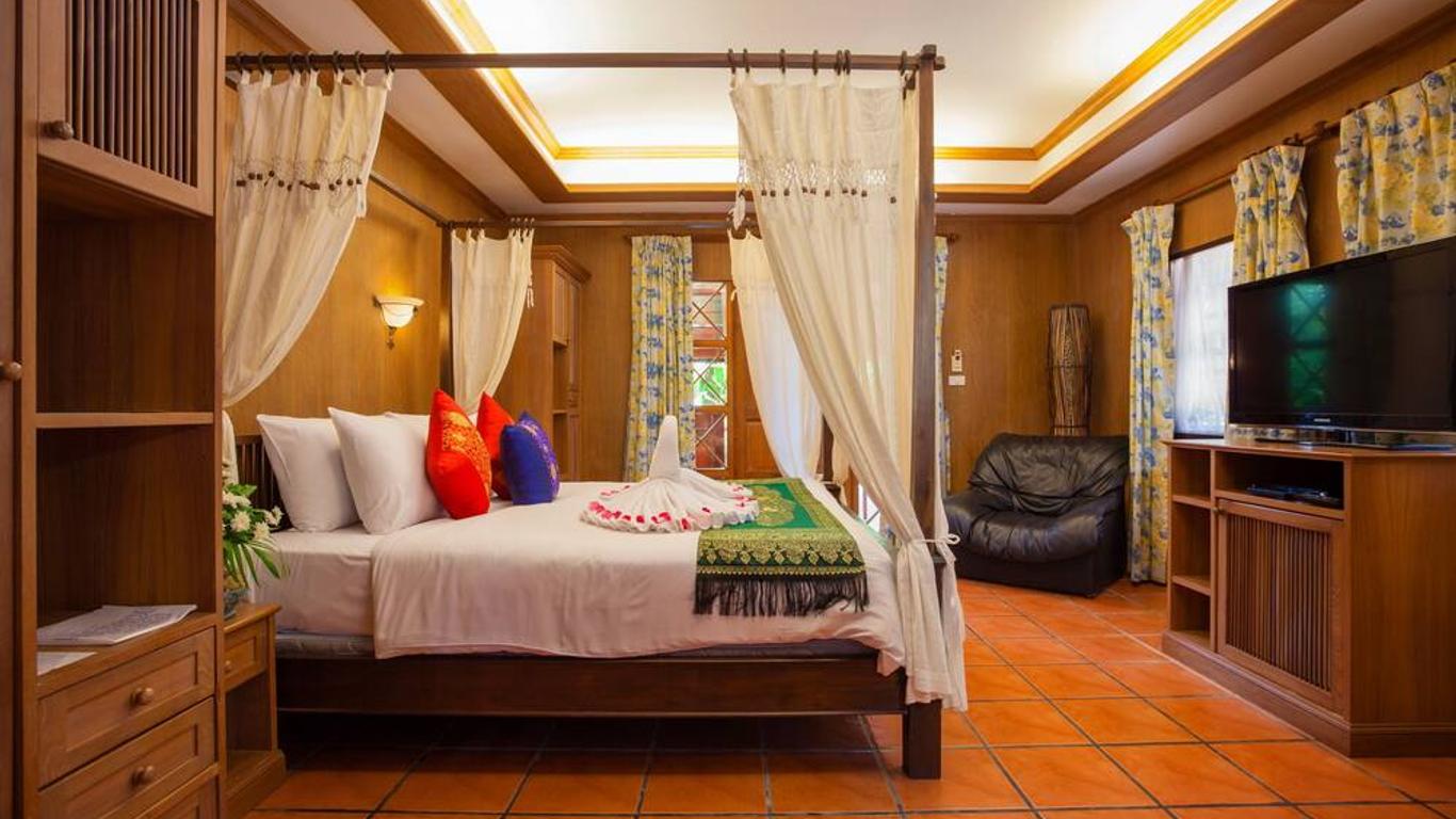 Royal Phawadee Village Patong - 2 Minutes walk to the beach