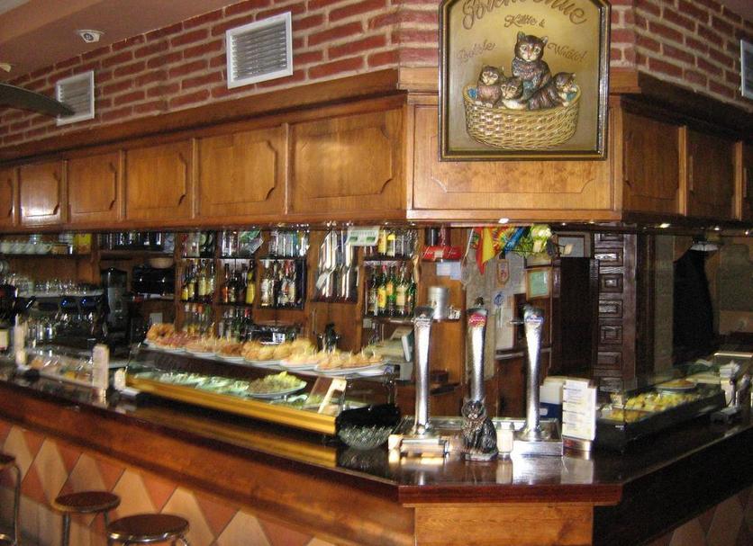 Bar Photo