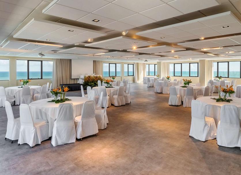 Banquet hall Photo