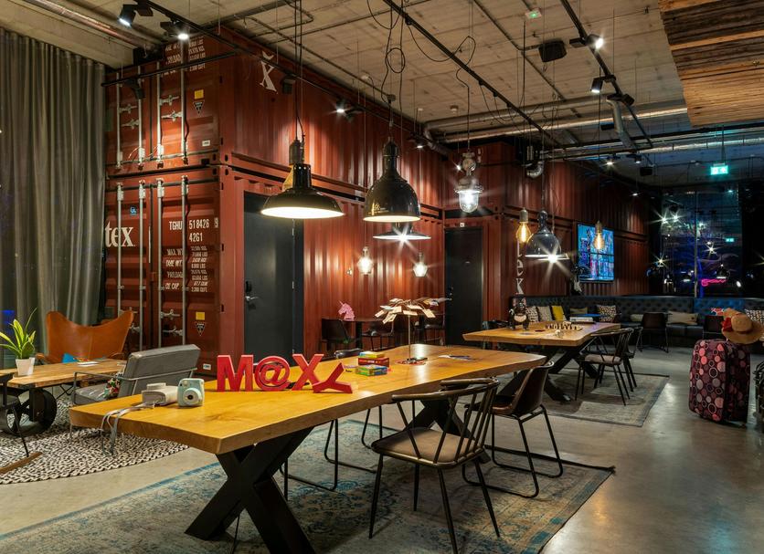 Restaurant Photo