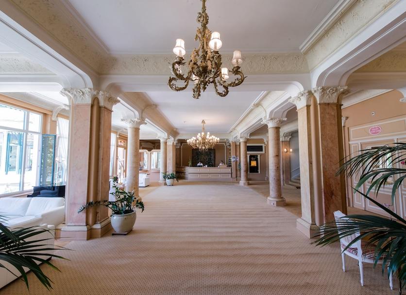 Lobby Photo