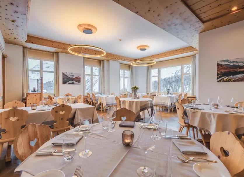Restaurant Photo