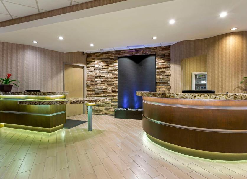 Front desk Photo